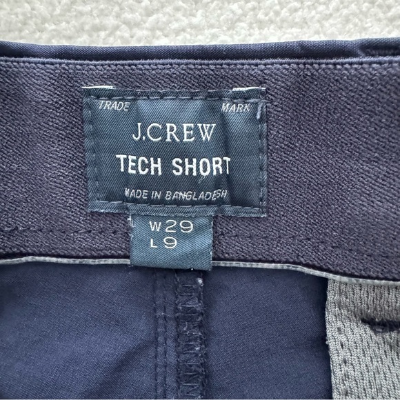J. Crew 9” Tech Short 29 Navy - Picture 7 of 8